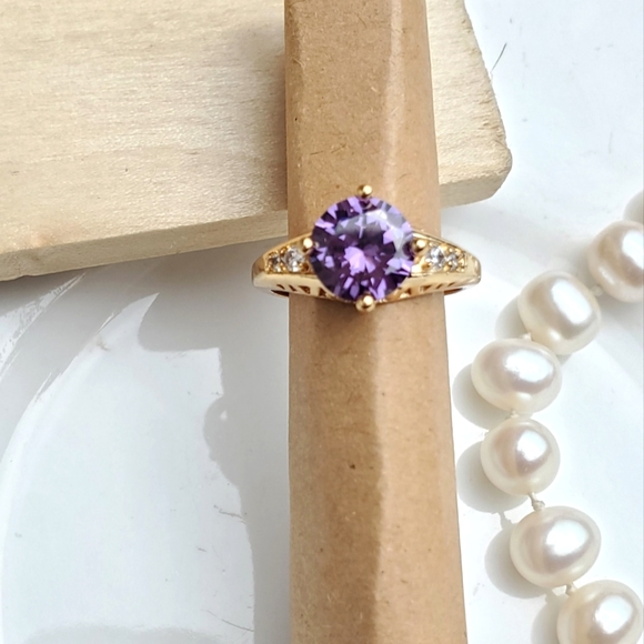 ๐ซ Stunning Amethyst Gold Ring size 6 - Picture 2 of 8